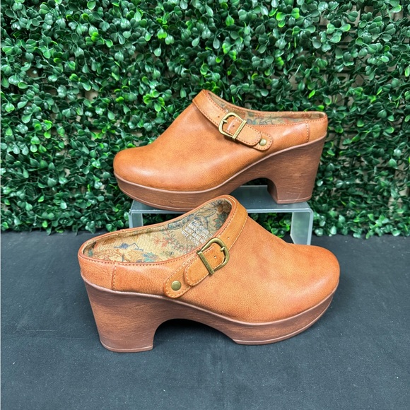 Born Shoes - B O C By Born Liv Clog Heel - W7.5